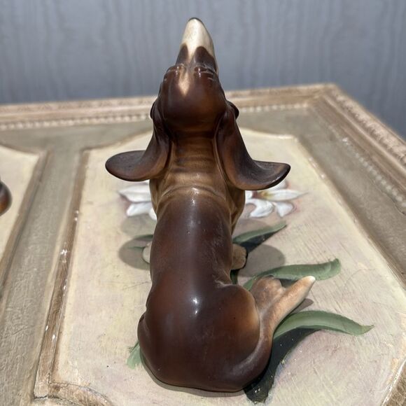 Vintage Norcrest Basset Hound Figurines Japan PLEASE READ DESCRIPTION - Picture 6 of 16